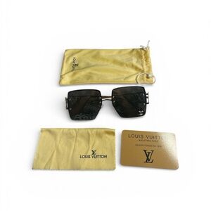 Elegant Fashion Black Square Sunglasses